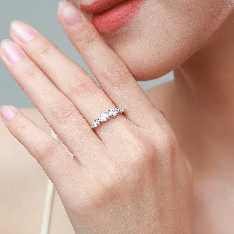 925 Silver Fashion Luxurious Drop Ring